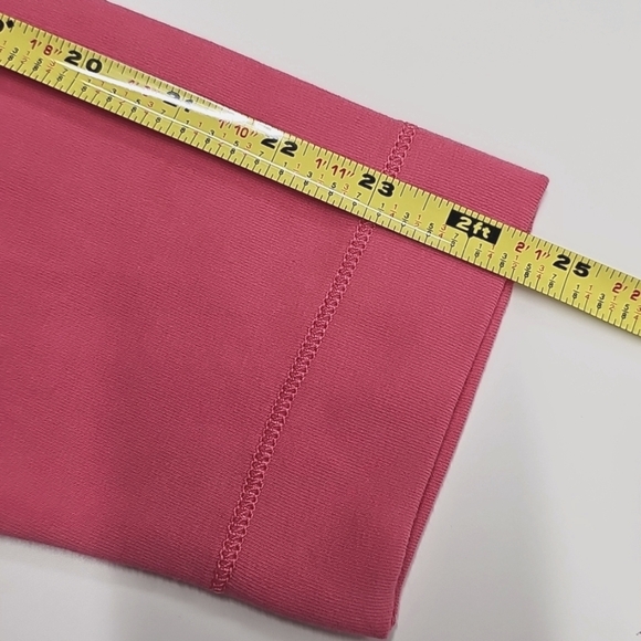 Tommy Bahama Pink Floral Embroidered  1/2 Zip. Terry Knit, New, Size Med - Picture 9 of 11